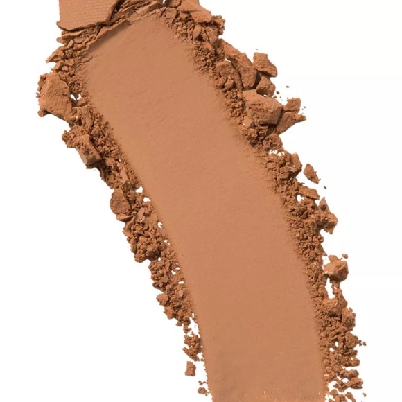 NWT Kylie Cosmetics Pressed Bronzing Powder - Shade 600 Almond - Kylie Jenner - Picture 2 of 3